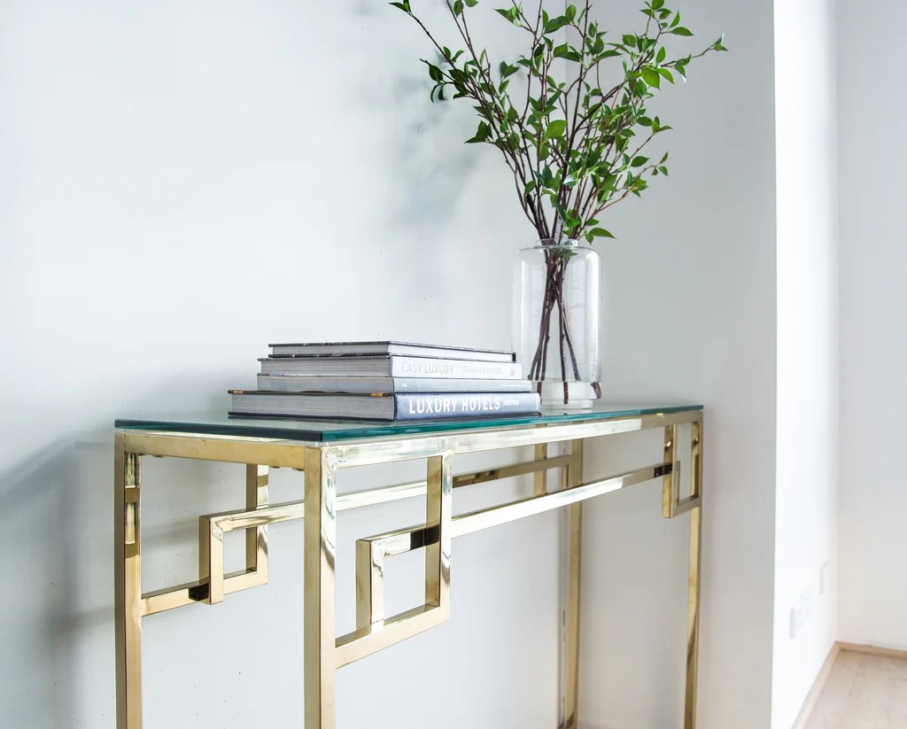 Is gold back in style for home decor