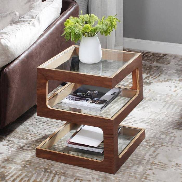 How to decorate side table in living room