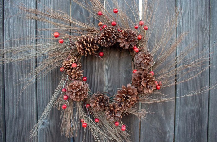 How to make a cinnamon broom decoration